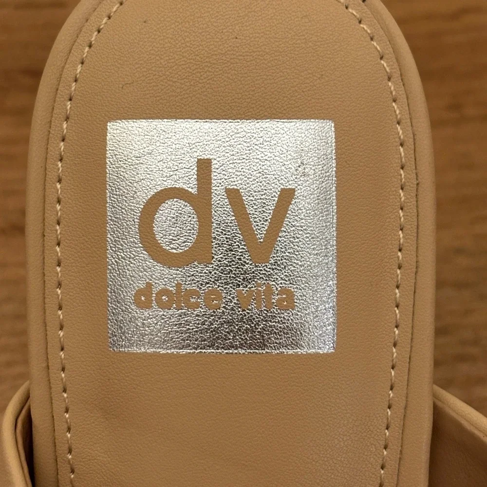 DOLCE VITA Veniss Block Heel Sandals Nude Tan Women Size 8.5 Open Toe Strappy